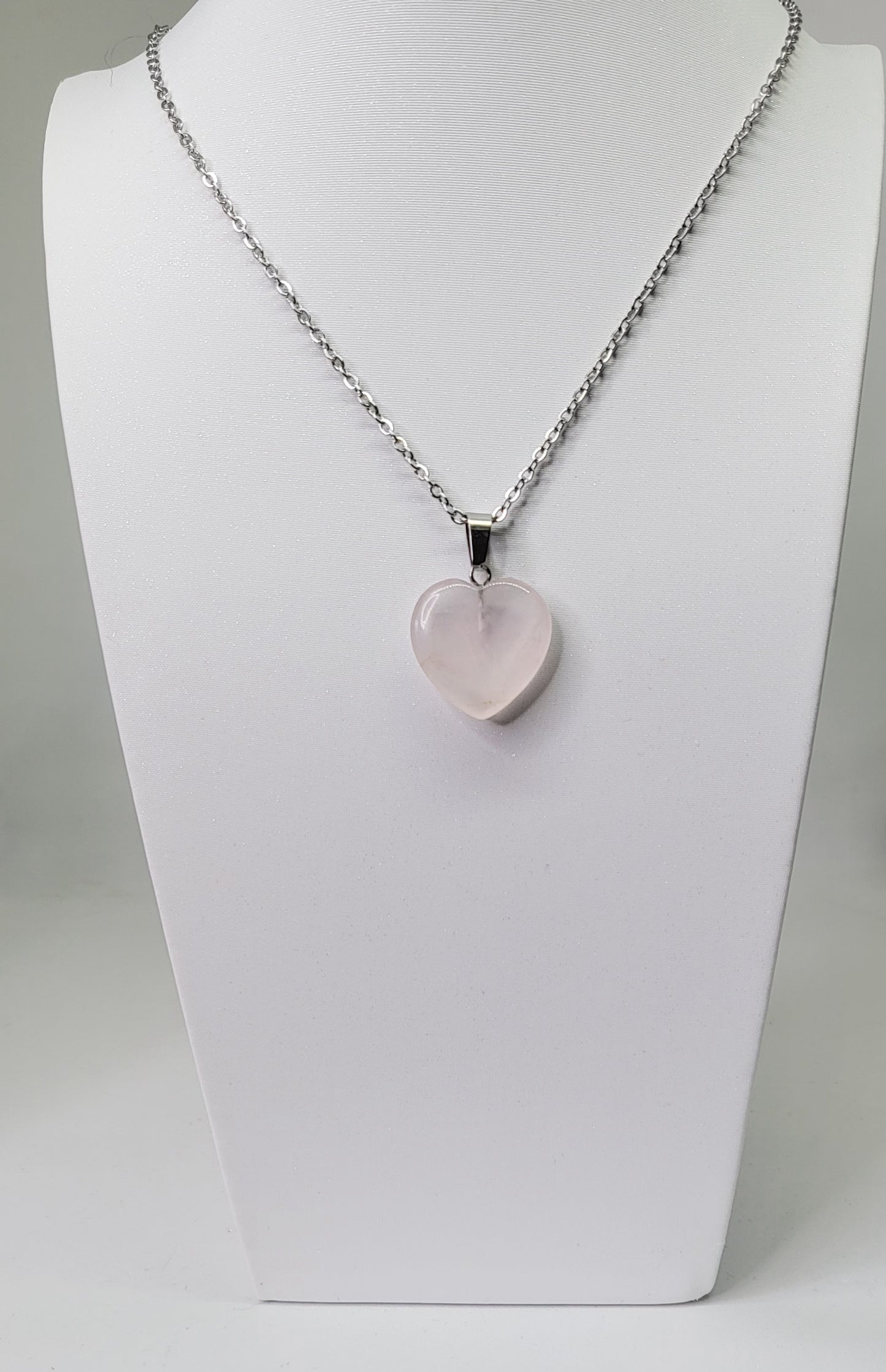 Collier avec Pendentif en Quartz Rose